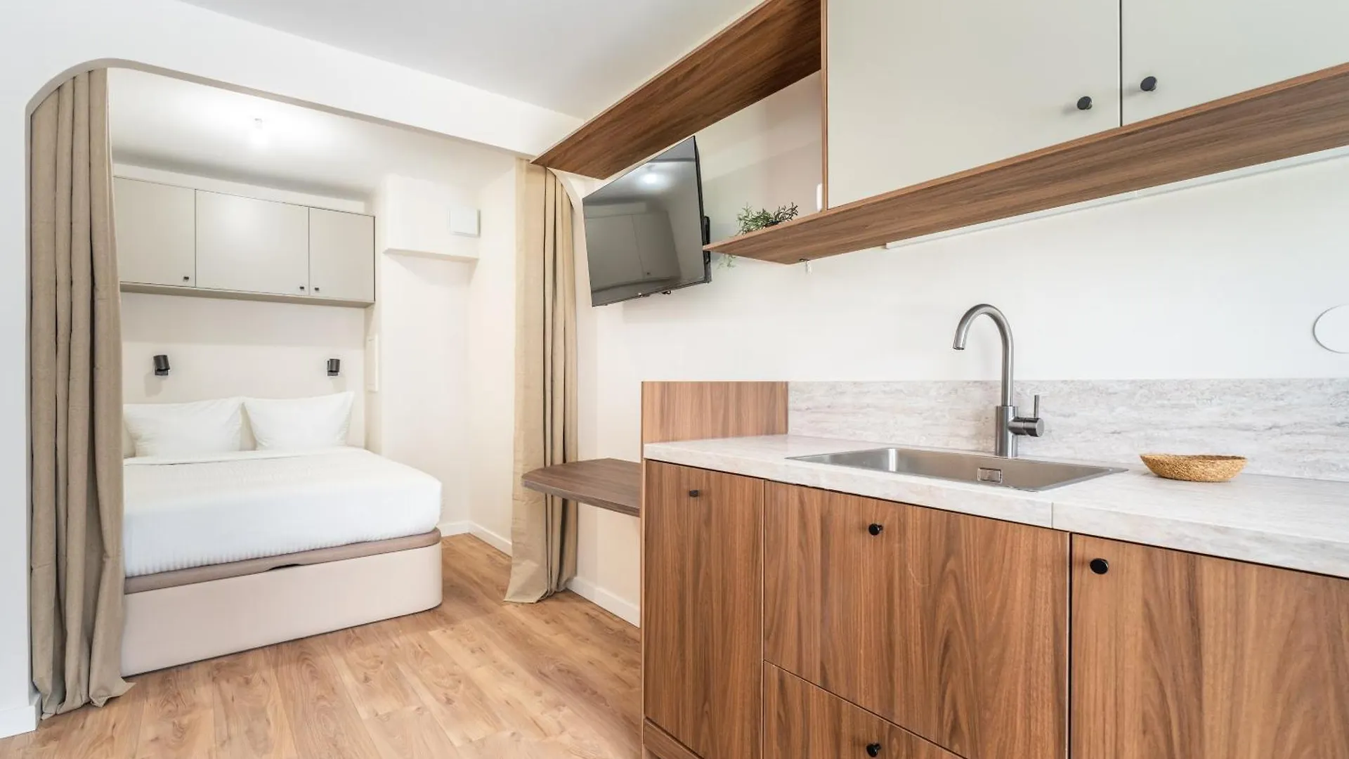 Studio Cozy Design - Batignolles Párizs 0*,